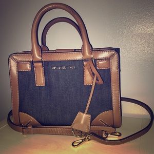 Authentic, gently used Michael Kors purse